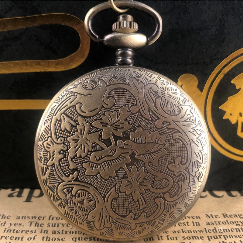 🕰️✨ Relógio de Bolso "Pocket Clock" Steampunk: Uma Viagem no Tempo em Estilo! 🕰️✨ - Barbeiro Expresso