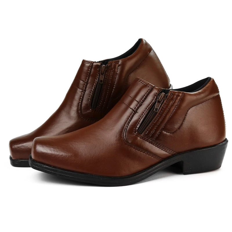 👞🕶 Transforme seu estilo com o Kit Bota Coturno Masculino Caterpillar! 🚶‍♂ - Barbeiro Expresso